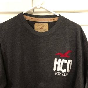 Men’s Hollister T-shirt